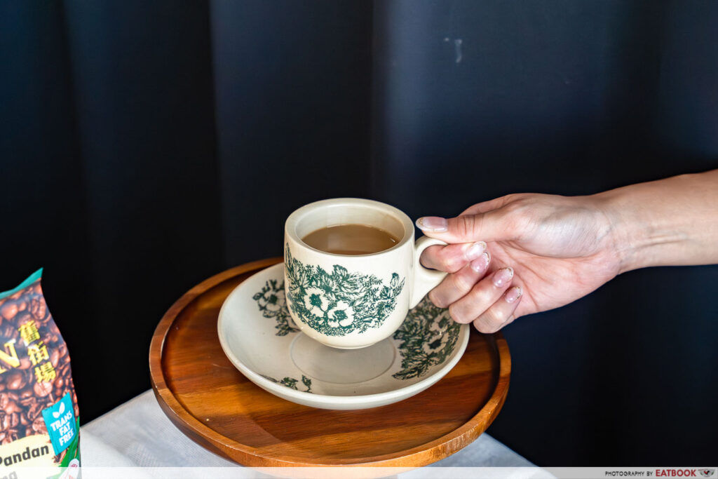 oldtown-white-coffee-cup