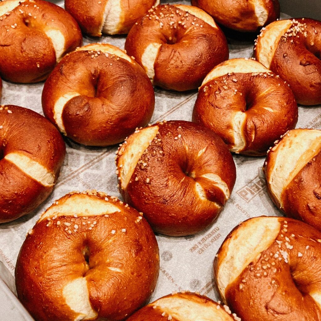pretzel-bagel-city-bakery