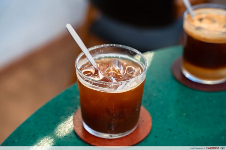 tiong-hoe-coffee-iced-black