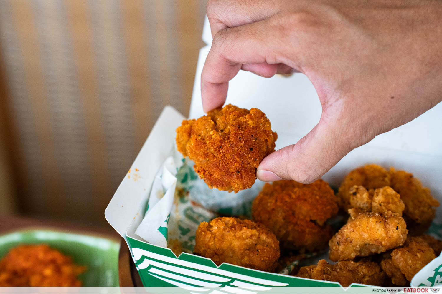 wingstop singapore hot honey rub interaction shot