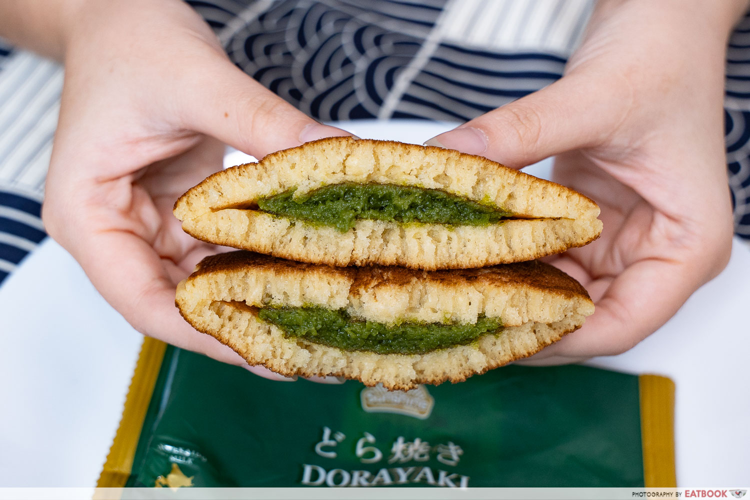 sunshine-dorayaki-uji-matcha-cross-section