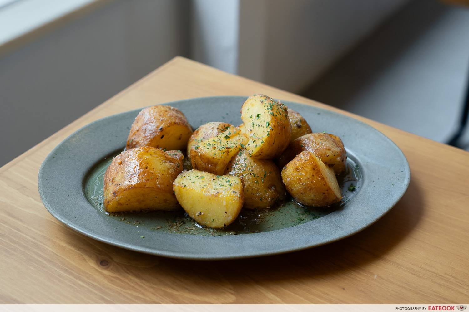 yamamoto-hamburg-potato-flatlay