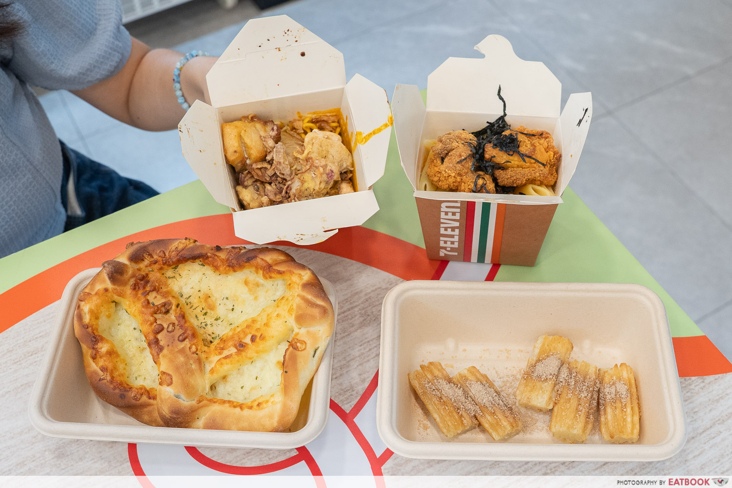 711-hot-food-bar-flatlay