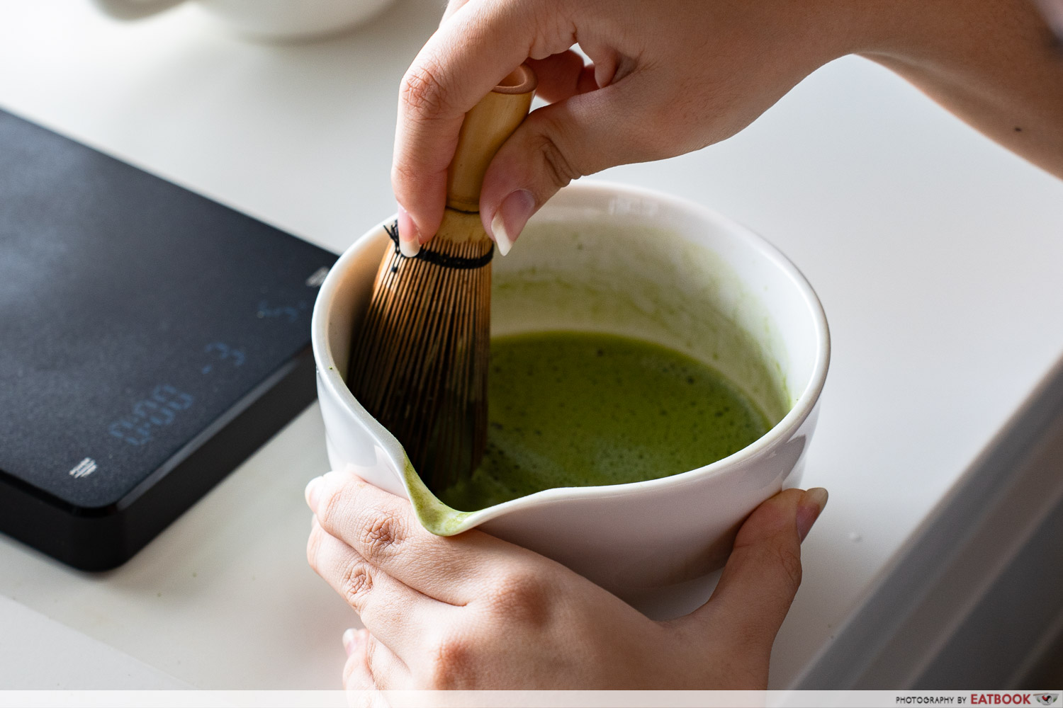 Brewed by Davine-making matcha