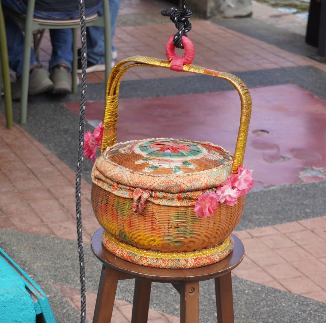 Melaka-apom balik delivery