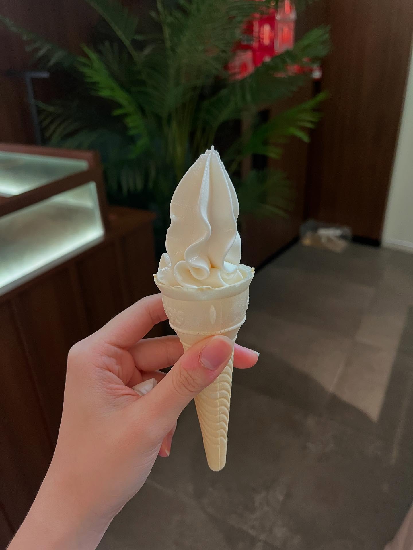 xiao-jiao-tian-ice-cream-free-flow