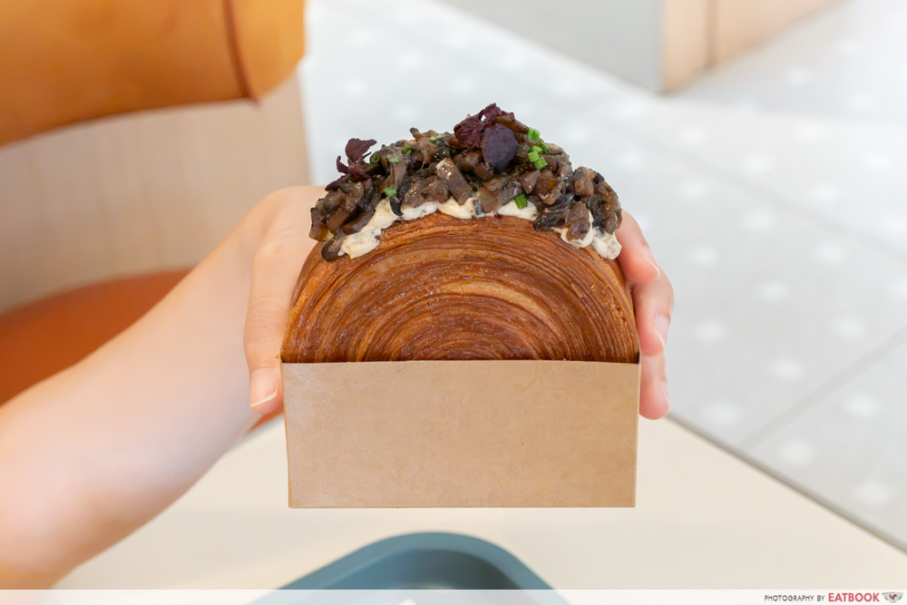 Tiong bahru bakery-chocolate crombolini