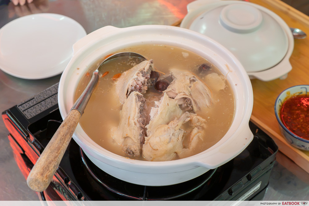 fat_bird_ginseng_chicken_pot