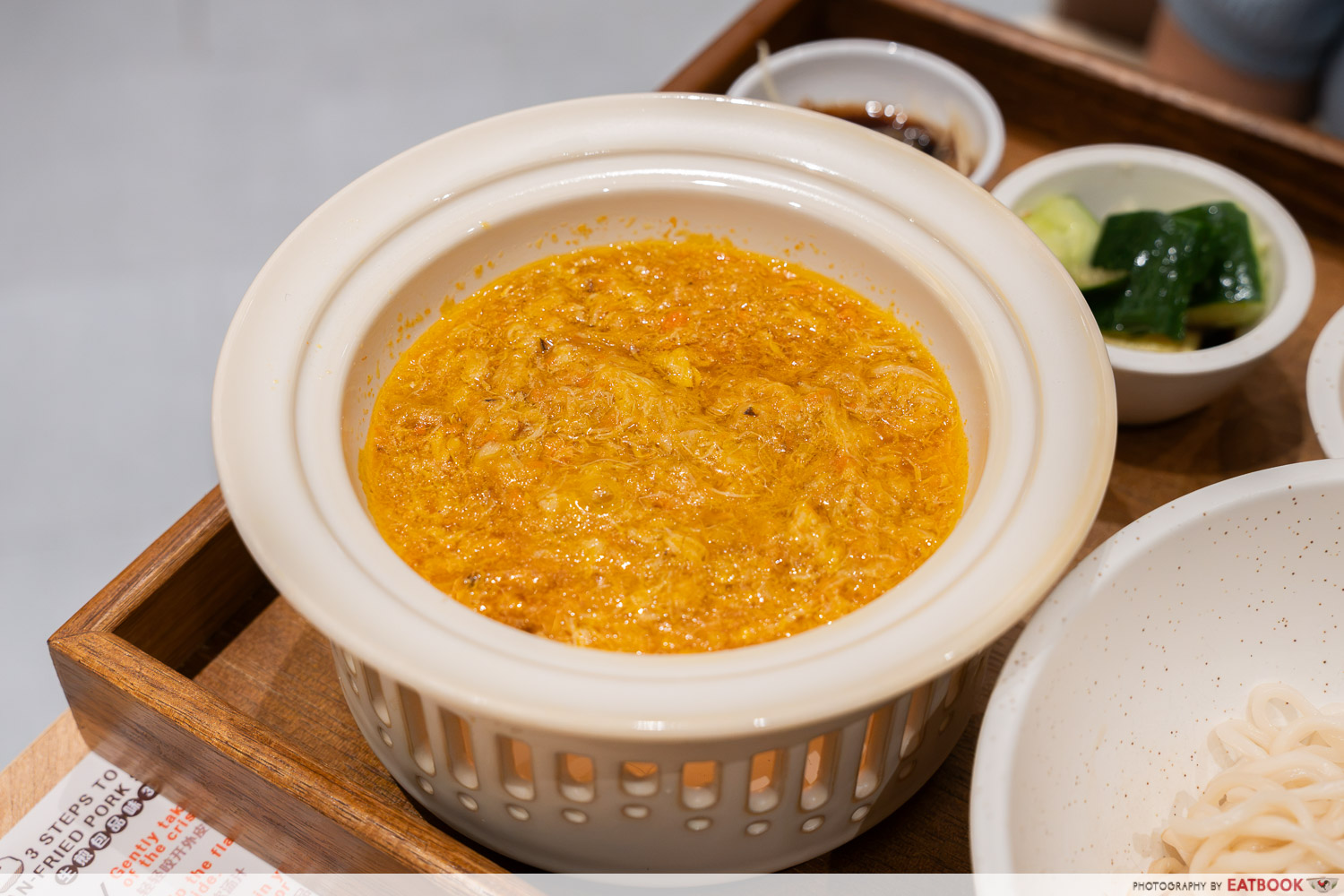 ging-sun-ho-crab-roe-sauce