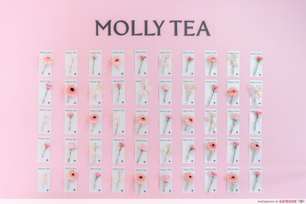 molly-tea-flowerwall