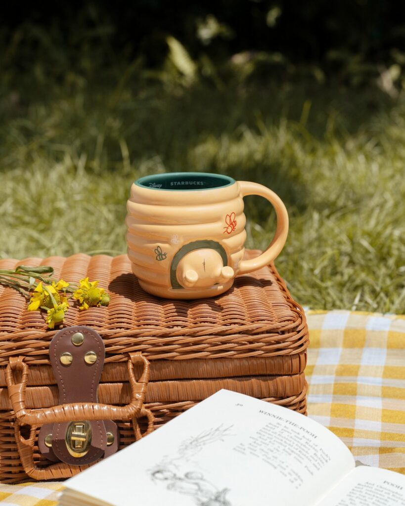 starbucks-winnie-the-pooh-mug (1)