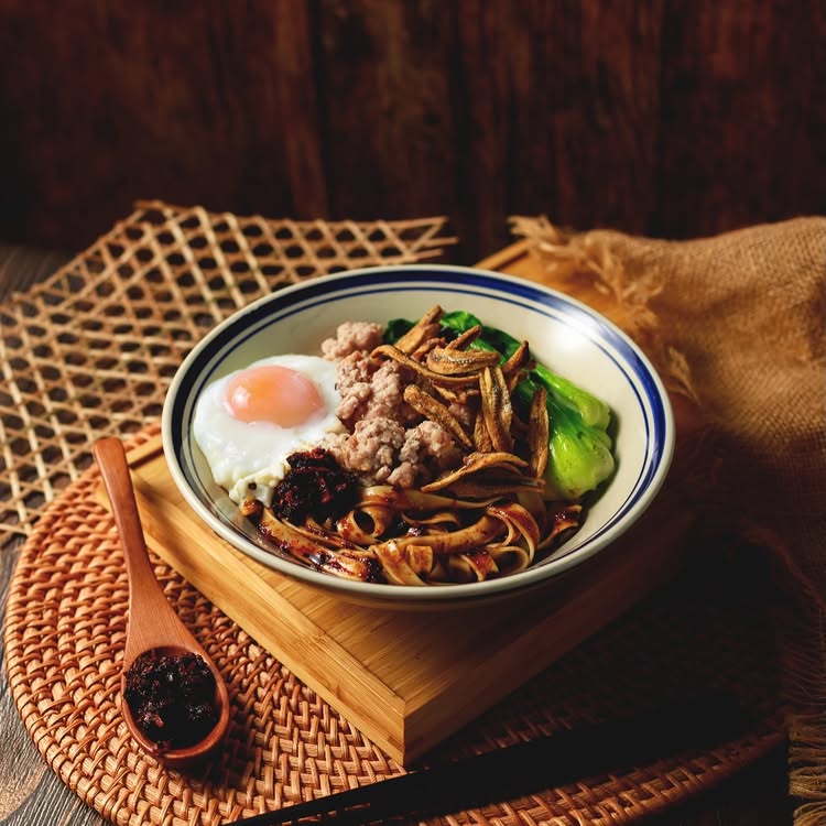 wok-and-toast-dry-chilli-ban-mian